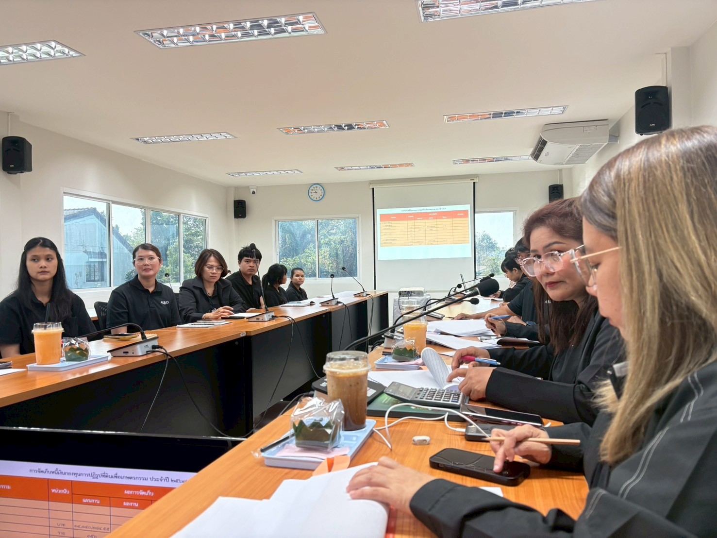 title -  นายวินัย เมฆดำ ผู้ตรวจราชการกรม สำนักงานการปฏิรูปที่ดินเพื่อเกษตรกรรม ประชุมตรวจติดตามความก้าวหน้าผลการดำเนินงานตามแผนการตรวจราชการ ประจำปีงบประมาณ พ.ศ. 2569 รอบที่ 1 เขตตรวจราชการที่ 9